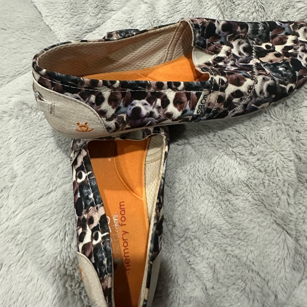 BOBS —— Dog Shoe